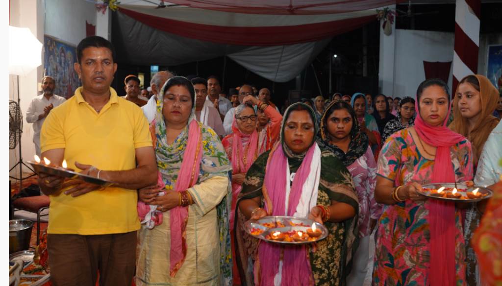 ਸ੍ਰੀ ਰਾਮ ਕਥਾ ਦੇ ਪੰਜਵੇਂ ਦਿਵਸ ਤੇ ਰਾਮ ਵਨਵਾਸ ਅਤੇ ਕੇਵਟ ਪ੍ਰਸੰਗ ਨੇ ਸ਼ਰਧਾਲੂਆਂ ਨੂੰ ਕੀਤਾ ਭਾਵਵਿਭੋਰ